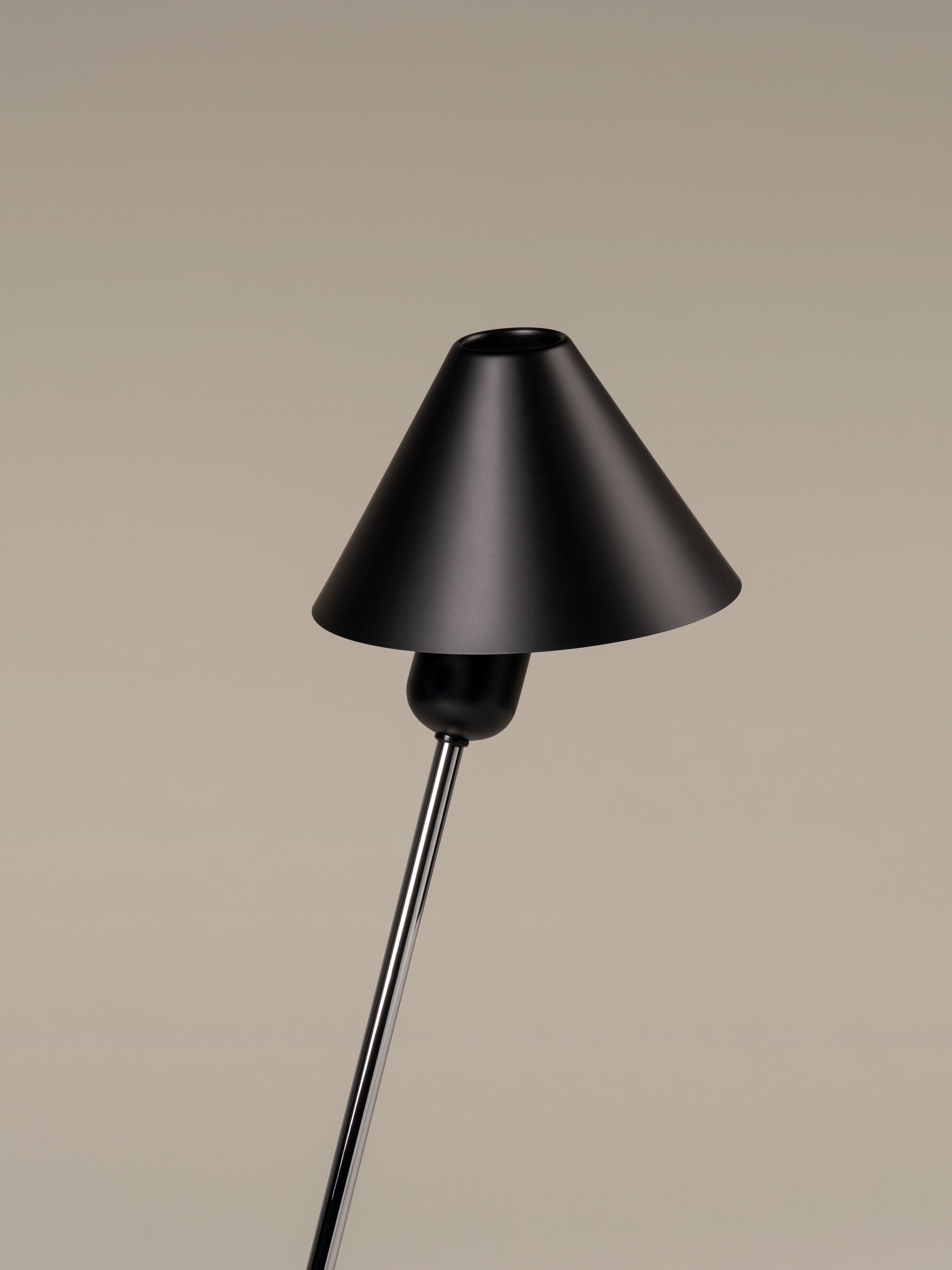 Gira Table Lamp