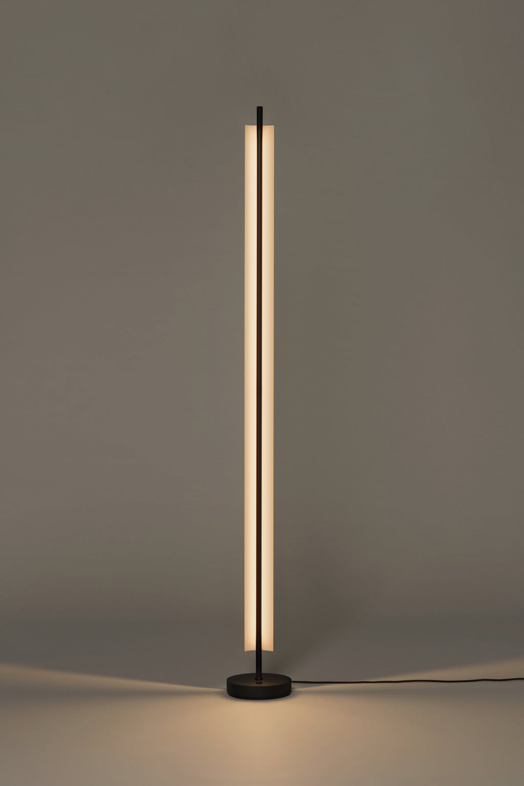 SANTA & COLE - Lámina 165 Floor Lamp - Tempo