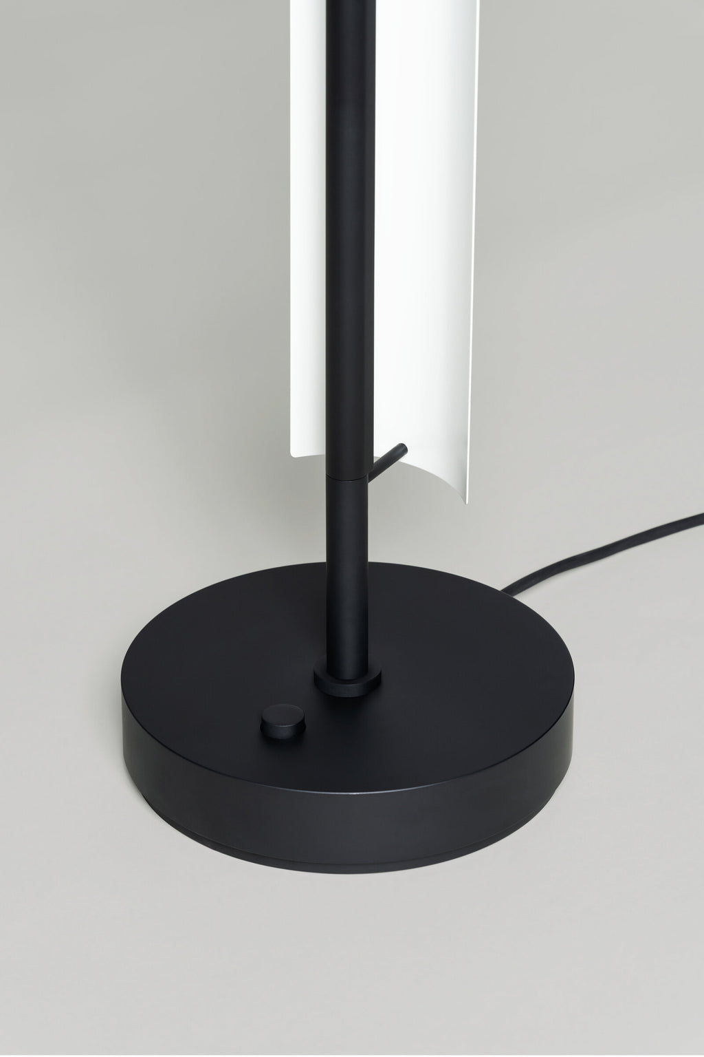 SANTA & COLE - Lámina 165 Floor Lamp - Tempo