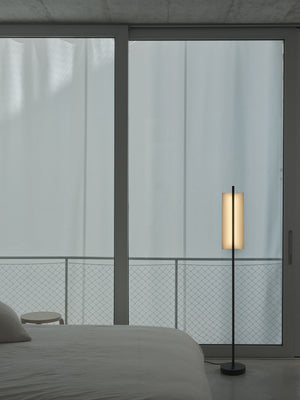 Lámina 45 Floor Lamp