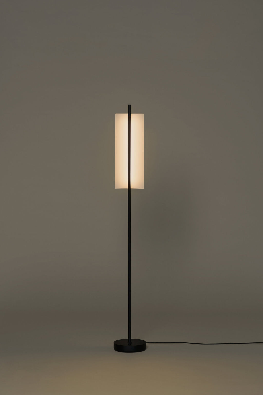 Lámina 45 Stehlampe