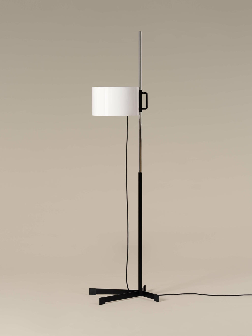 TMC Stehlampe