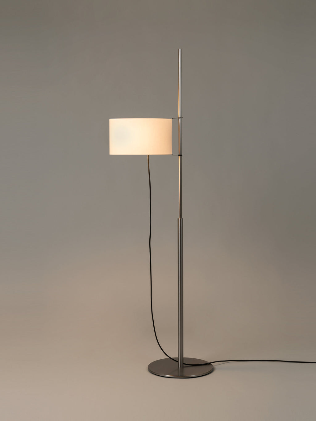 TMD Stehlampe