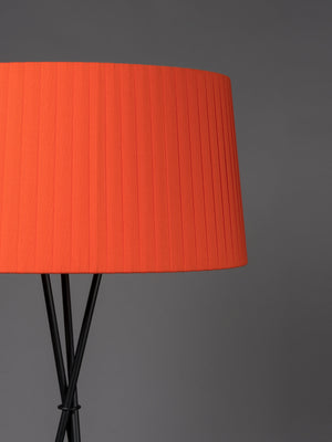 Trípode Floor Lamp