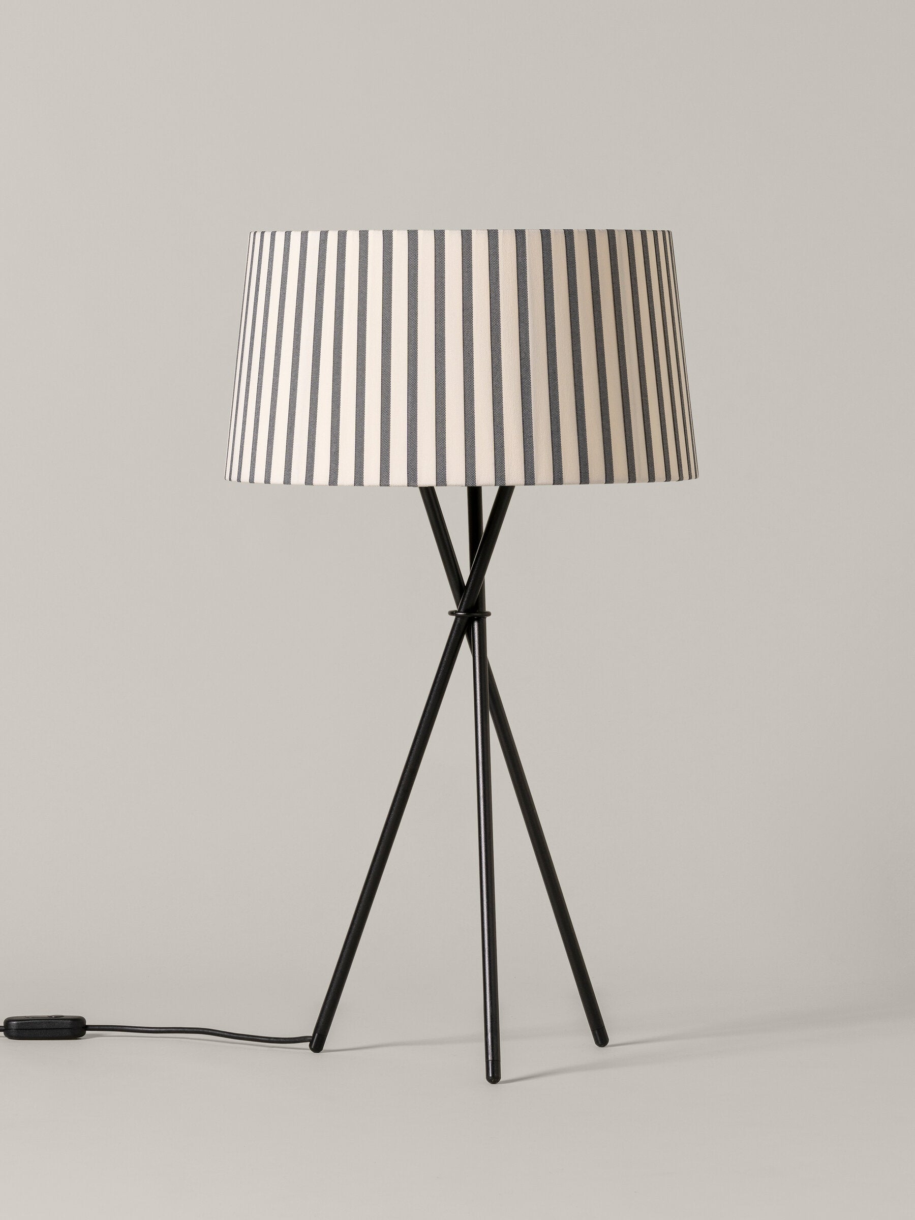 Trípode Table lamp