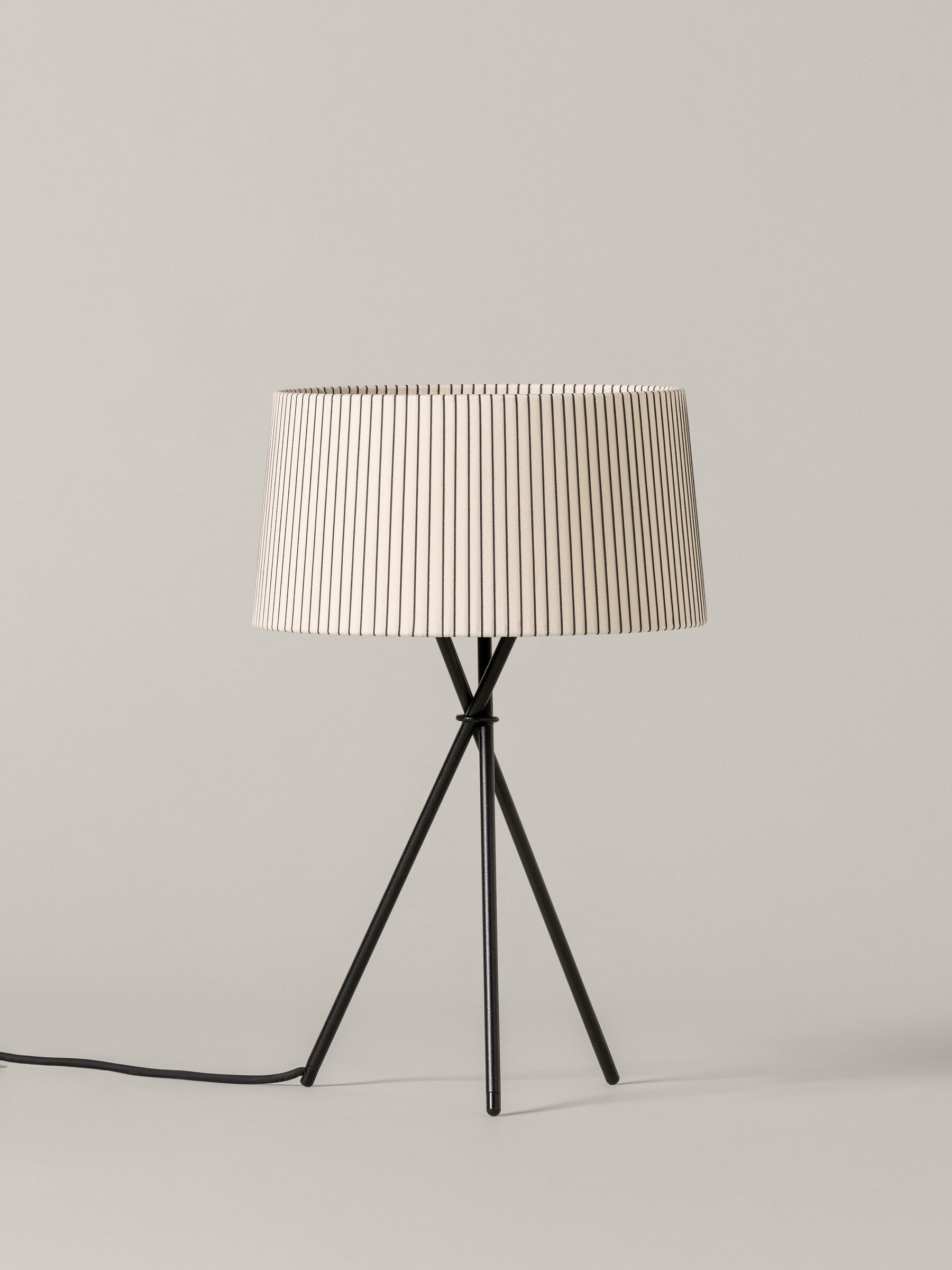 Trípode Table lamp