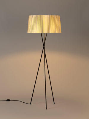 Trípode Floor Lamp