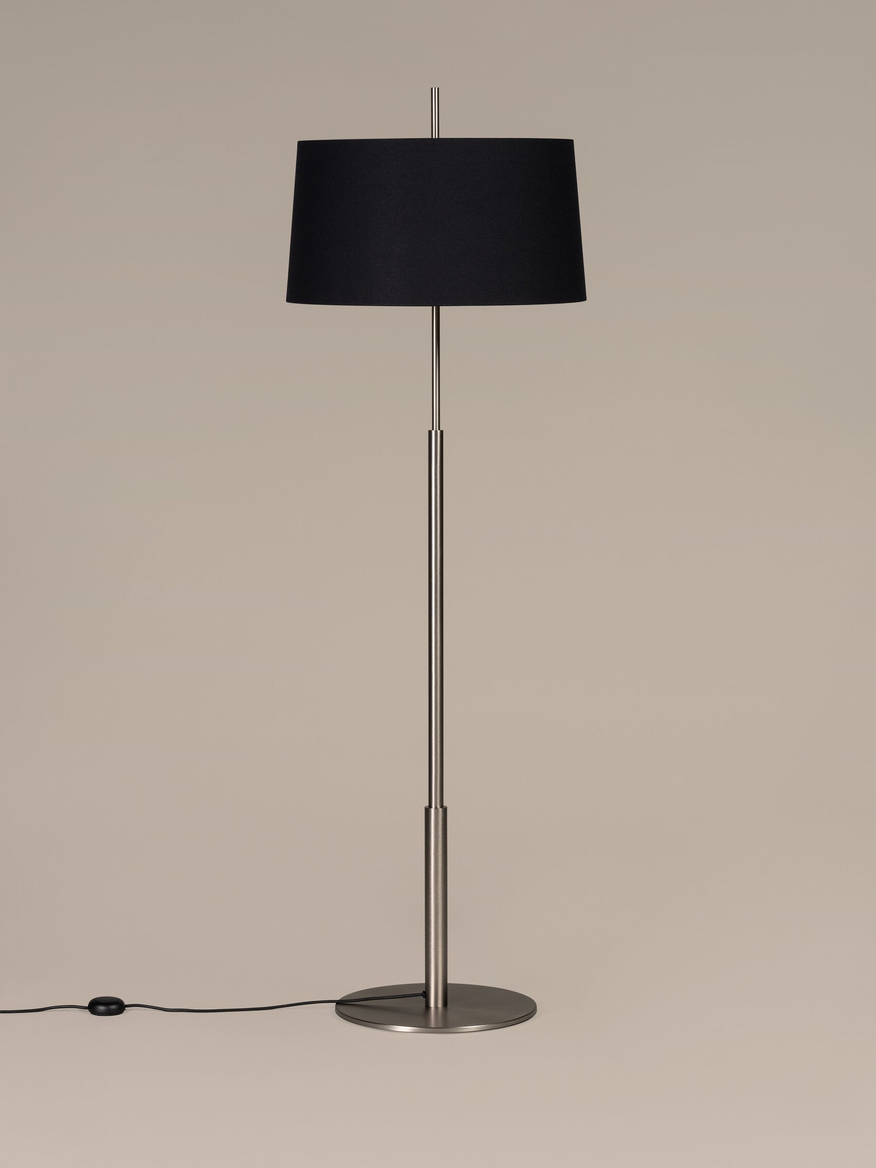 SANTA & COLE - Diana Floor Lamp - Tempo