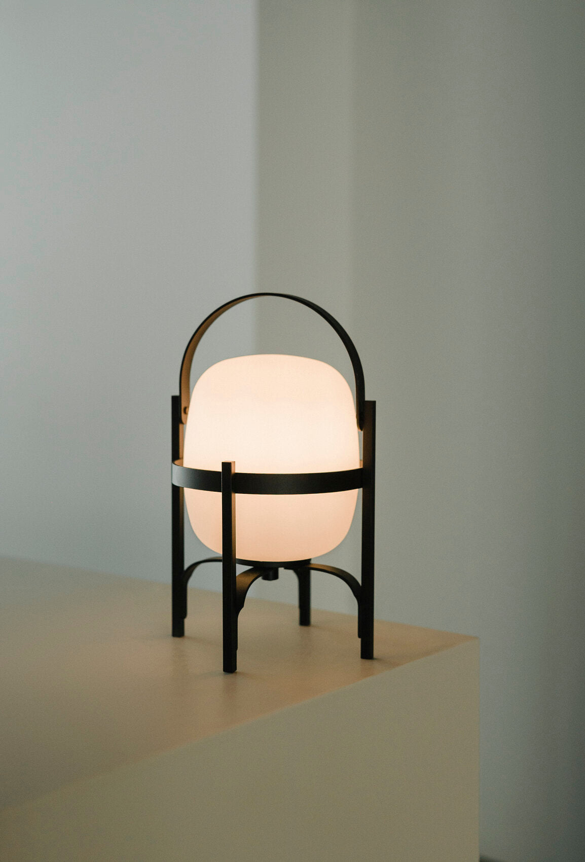 SANTA & COLE - Cestita Alubat Portable Lamp & Outdoor - Tempo