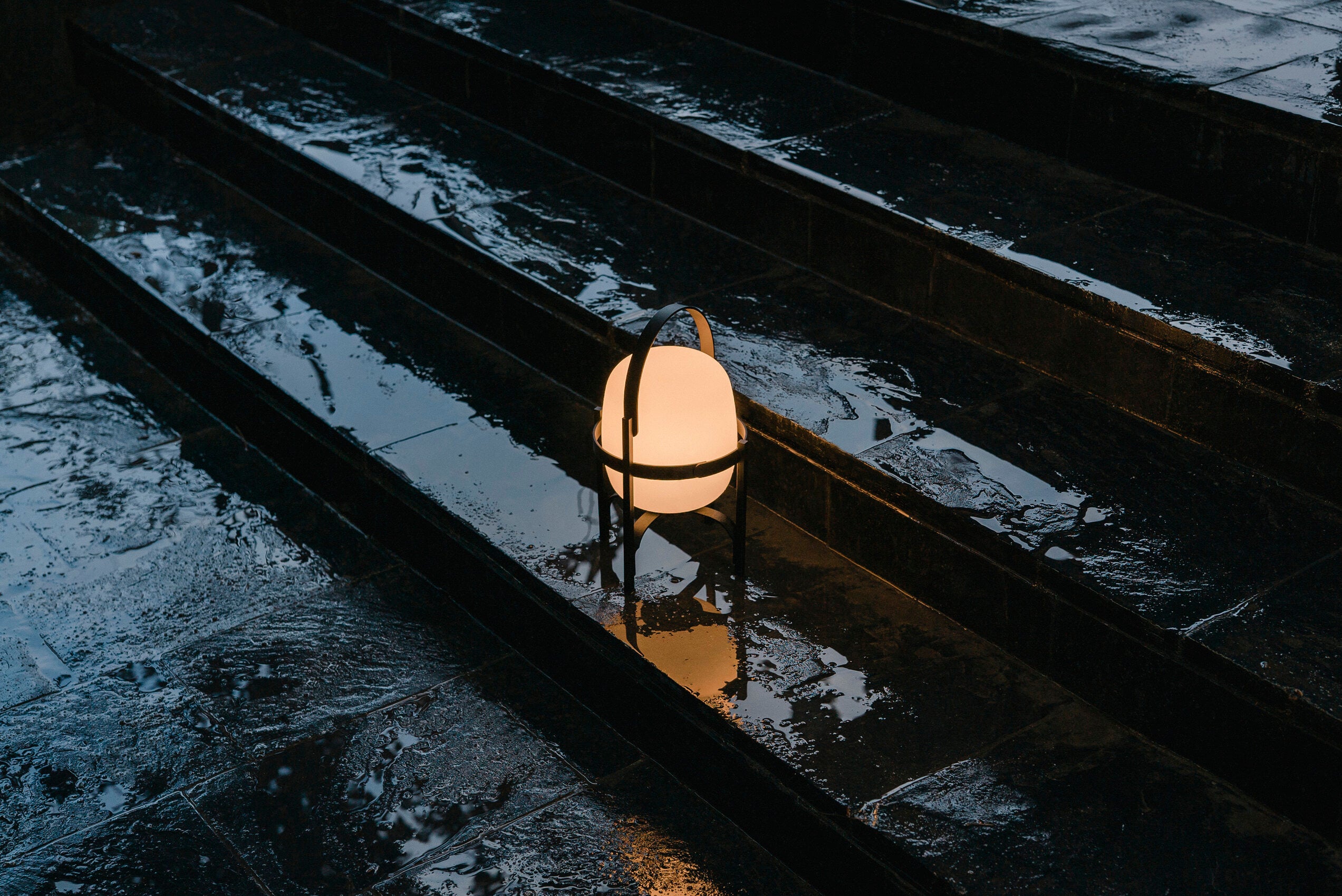 SANTA & COLE - Cestita Alubat Portable Lamp & Outdoor - Tempo