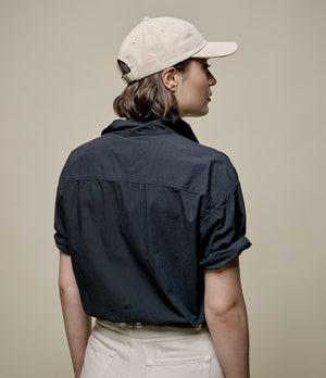 Short Sleeve Shirt Light Organic Cotton Poplin Relaxed Fit in Black SHIRT09LP
