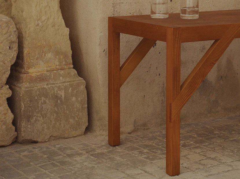 BRACKET BENCH | WARM BROWN PINE - Tempo