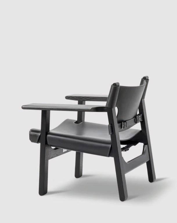 The Spanish Chair | Black Leather, Black Lacquered Oak - Tempo