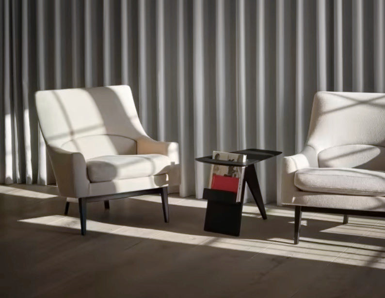 Magazine Table in Lacquered Oak - Tempo