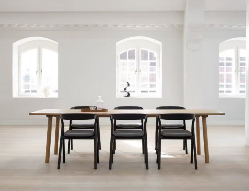 Taro Table FREDERICIA Taro Table Jasper Morrison TEMPO DESIGN STORE Lausanne ...