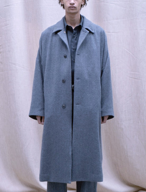 YOKO SAKAMOTO - Kasuri Overcoat in Tasmanian Broken Twill Wool | Beige - Tempo