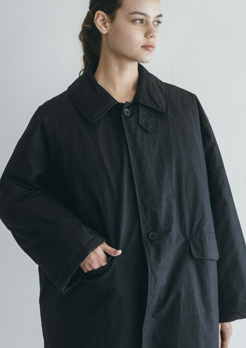 FOG LINEN WORK - Mii Thaaii - Amar Cotton Puffer Coat in Black - Tempo