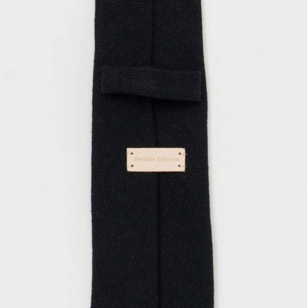 HENDER SCHEME - Woven Linen Cotton Necktie in Black - Tempo