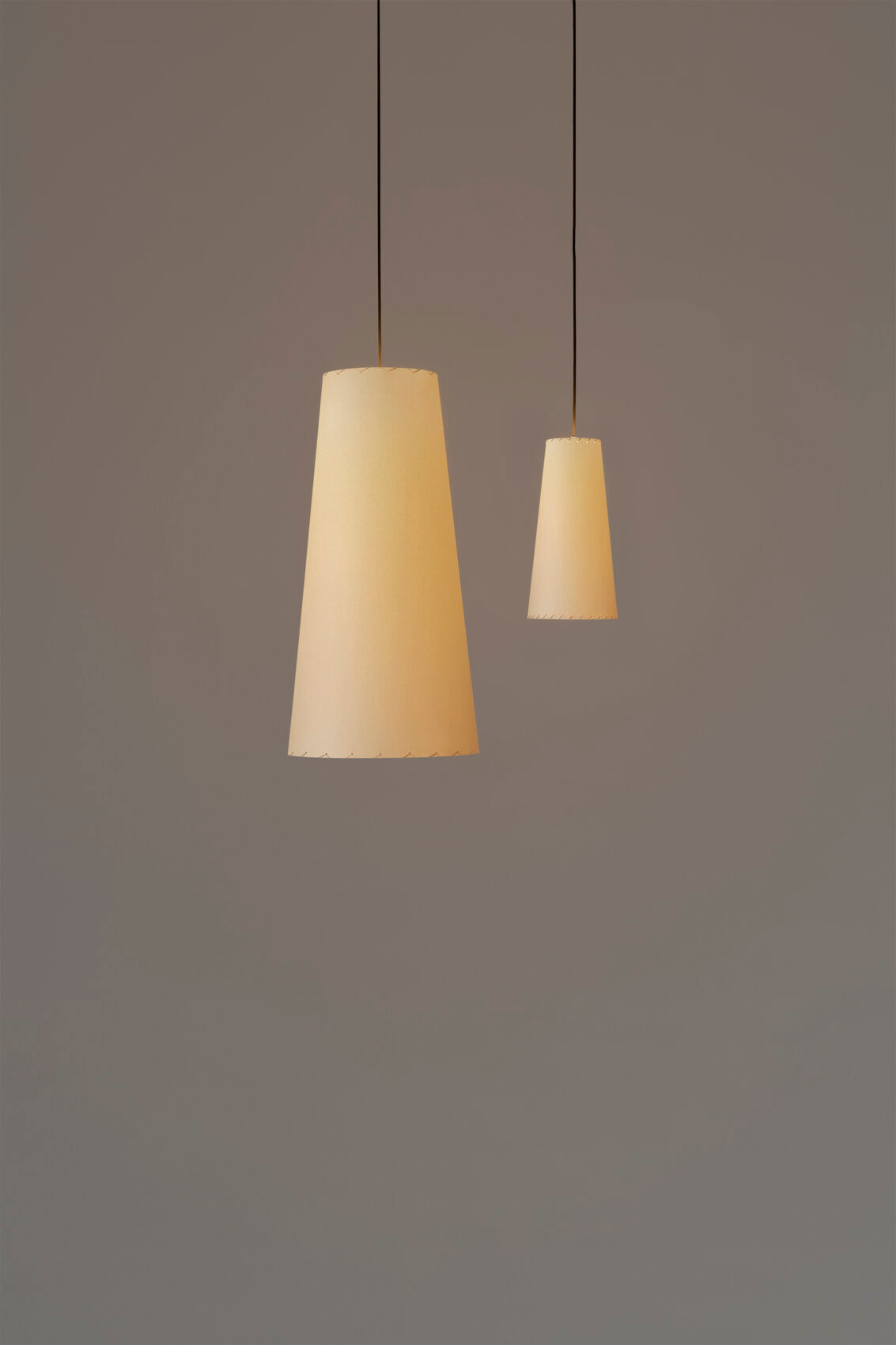 GT4 Sísísí Cónicas Largas Parchment Pendant Lamp - Tempo