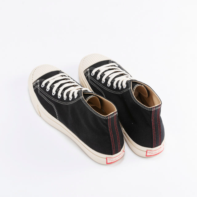 Limited Edition - Shellcap Mold Mid in Kuro Black x Off White