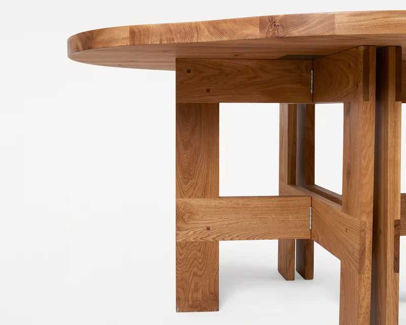 FARMHOUSE TRESTLE TABLE | OAK | POND - Tempo