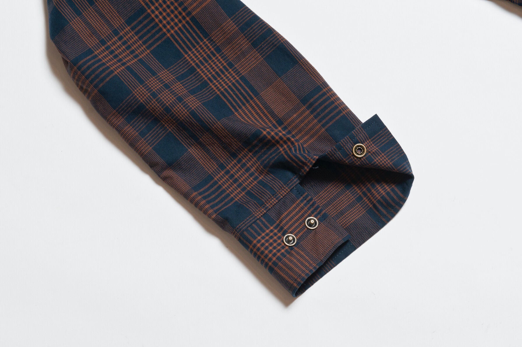 "Jackson" High Density Cotton Anorak Shirt in Navy x Brown - Tempo