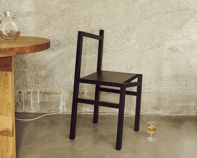 9.5° CHAIR | BLACK ASH - Tempo