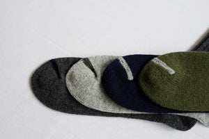 Wool Ribbed Socks in Khaki Green - Tempo