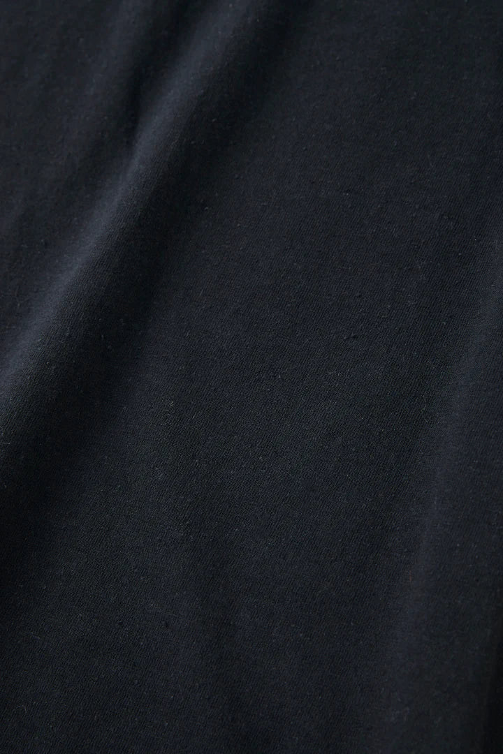 Tube Tee Henley Neck in Black - Tempo