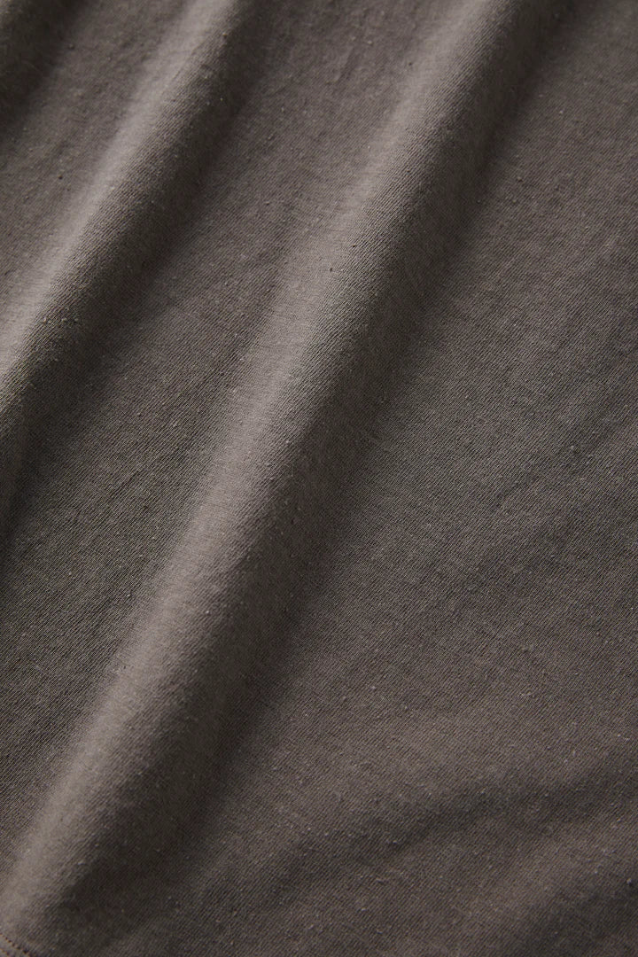 Tube Tee Henley Neck in Espresso - Tempo