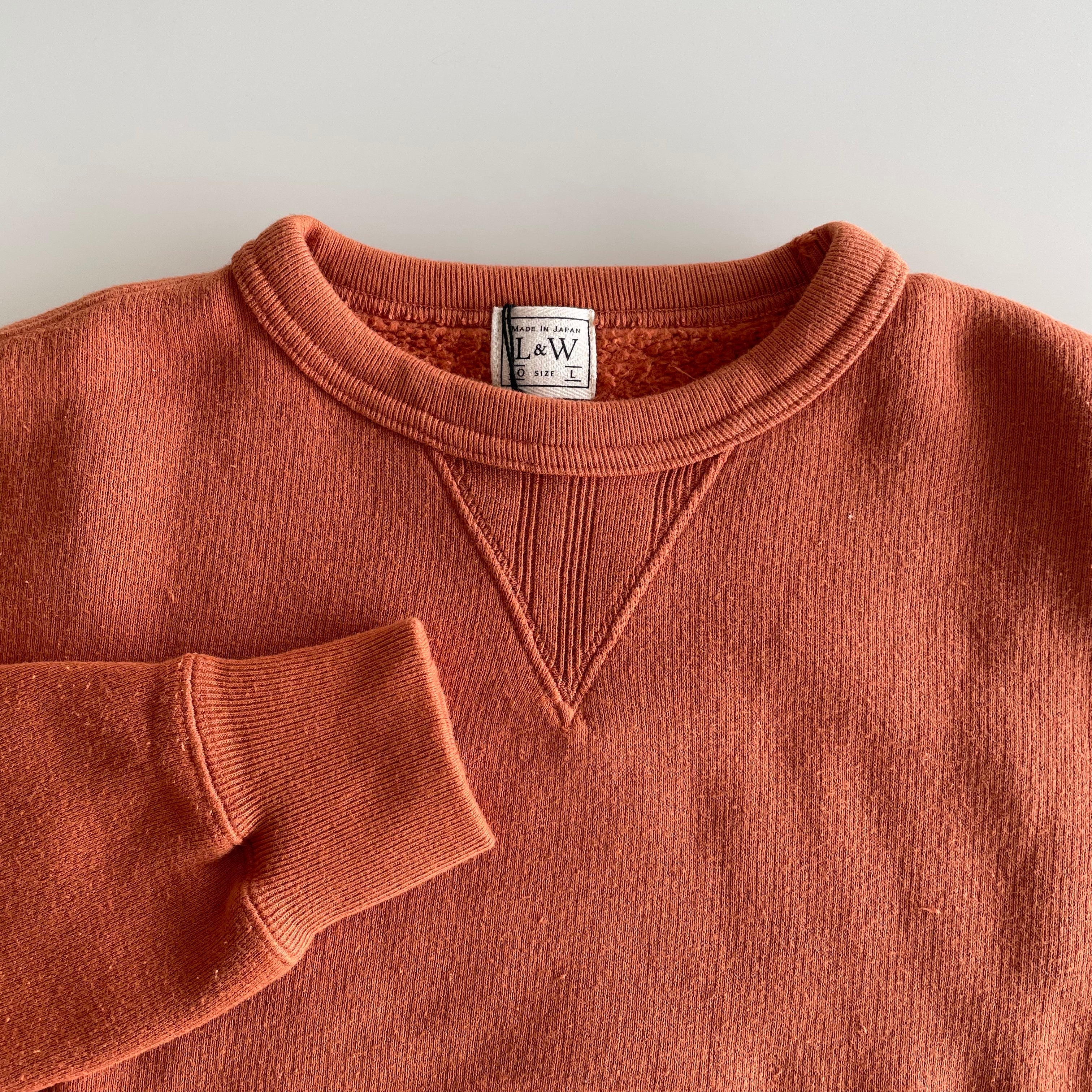 Tompkin's Knit V-Gusset Crewneck Sweatshirt in Orange Brown - Tempo