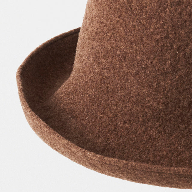 Widen Bell Hat Lamb in Black - Tempo