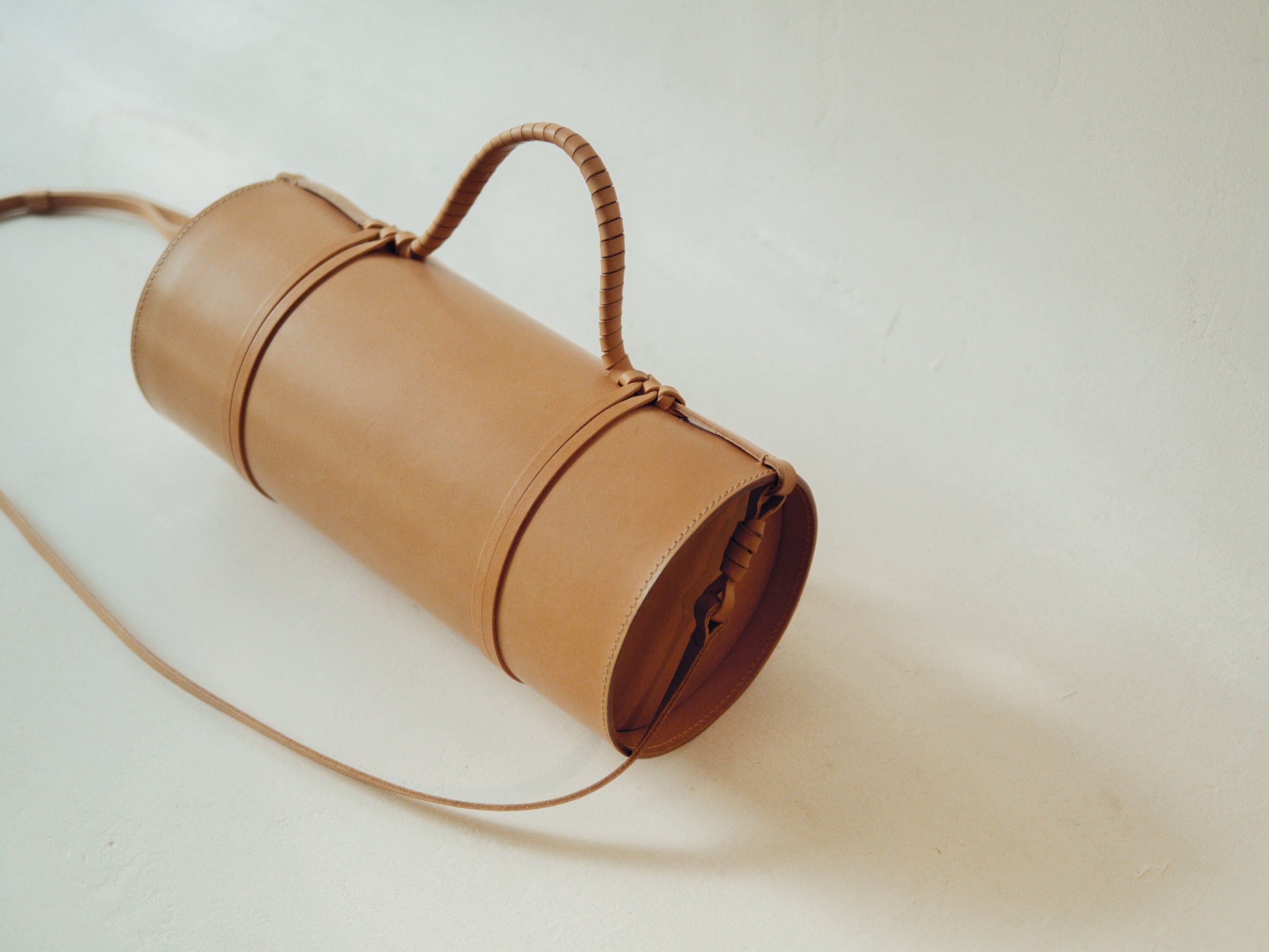 Woven Bamboo Bag in Natural - Tempo