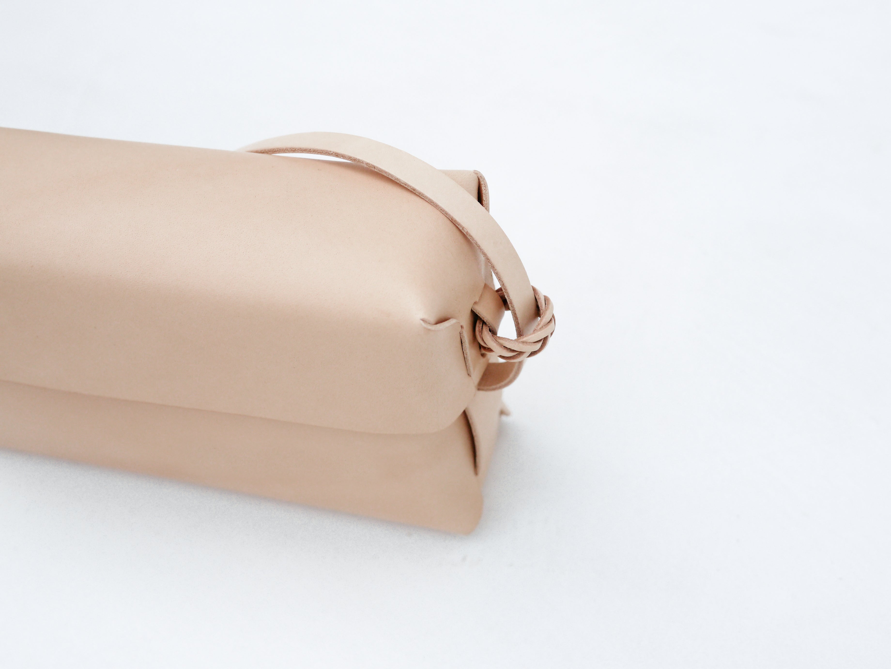 Woven Lid Bag in Natural - Tempo