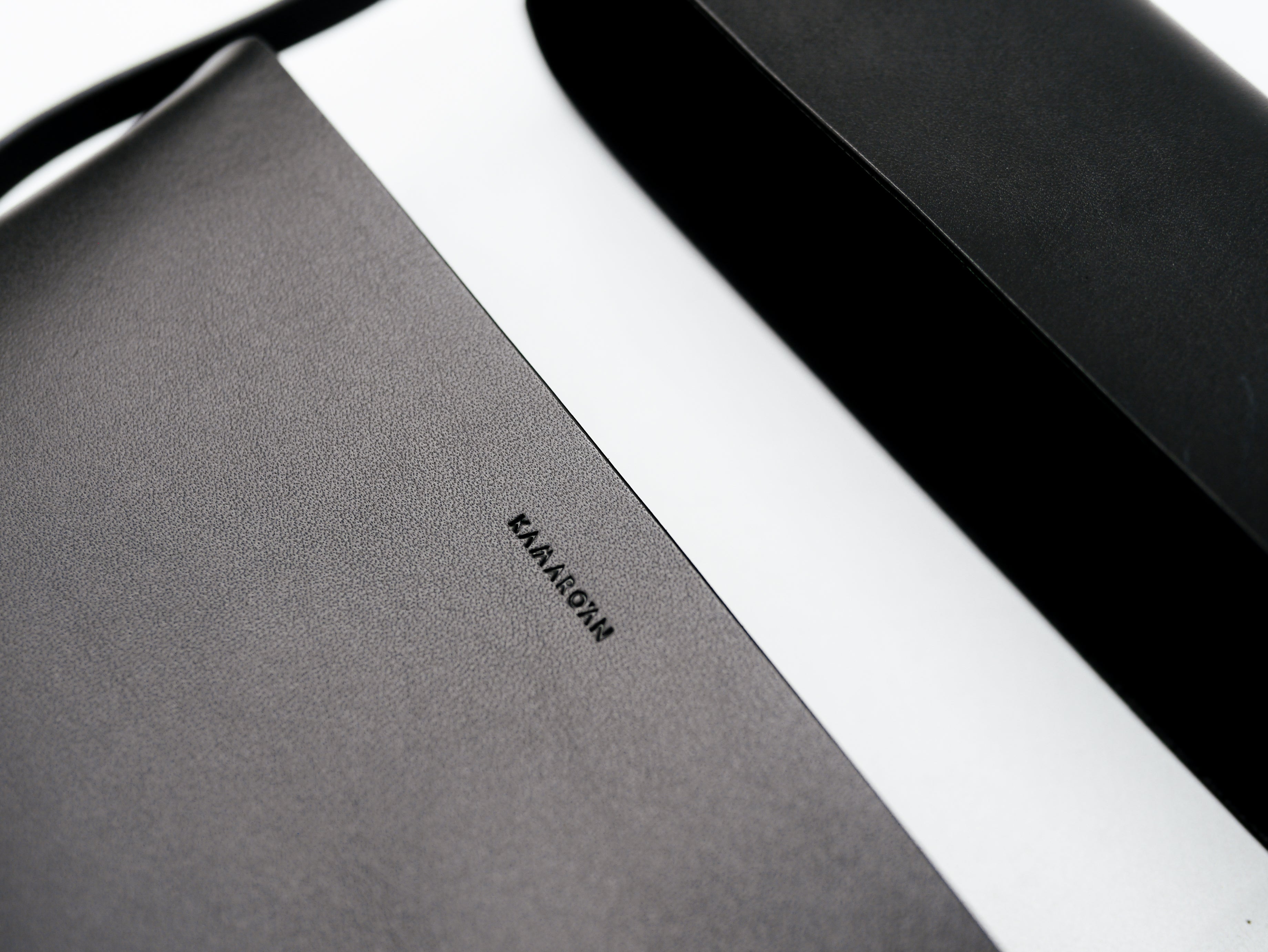 Woven Lid Bag in Black - Tempo