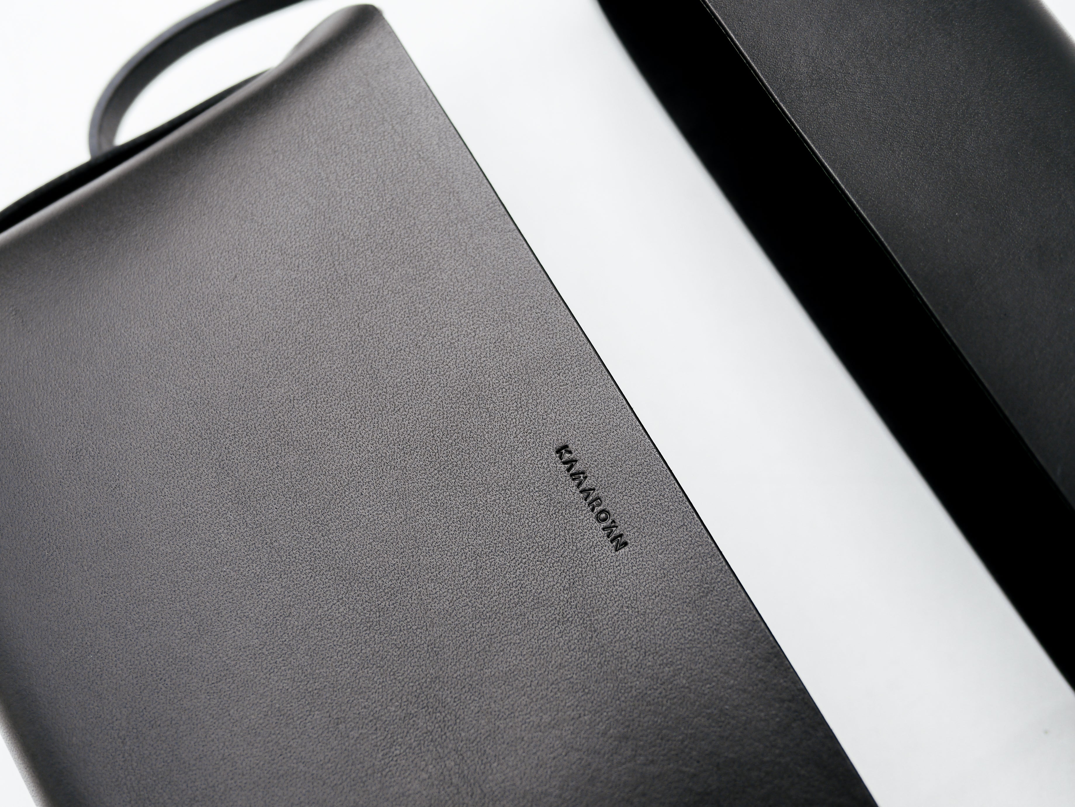 Woven Lid Bag in Black - Tempo