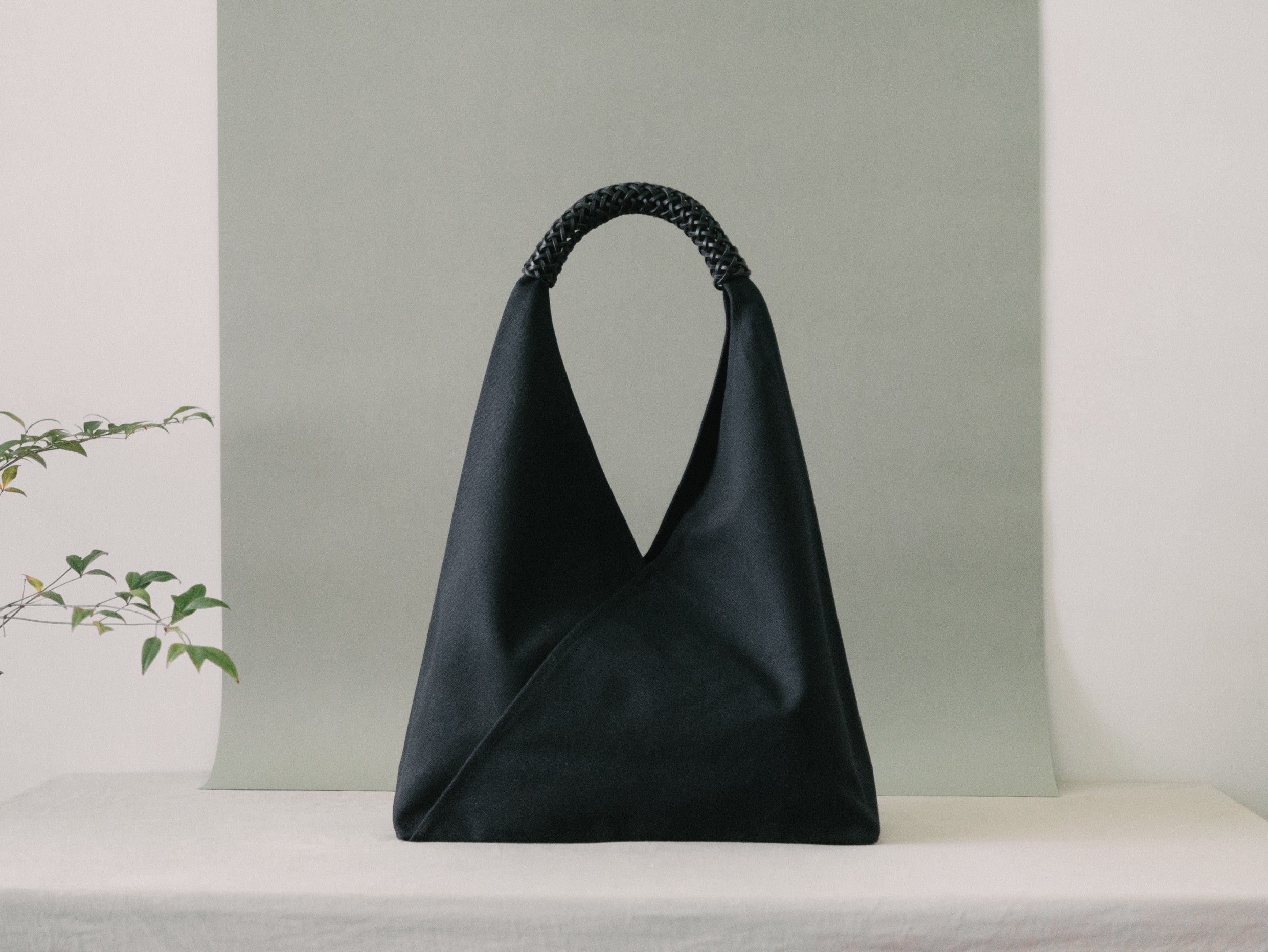 Woven Triangle Bag 58cm in All-Black