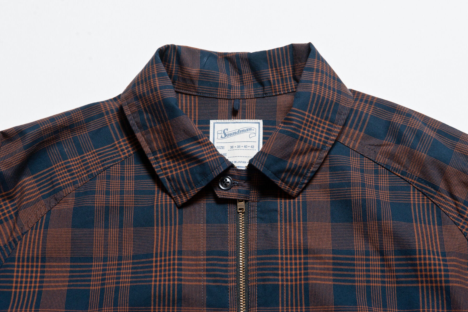 "Jackson" High Density Cotton Anorak Shirt in Navy x Brown - Tempo