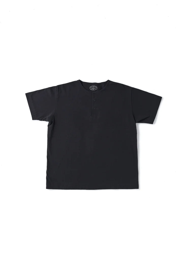 Tube Tee Henley Neck in Black - Tempo