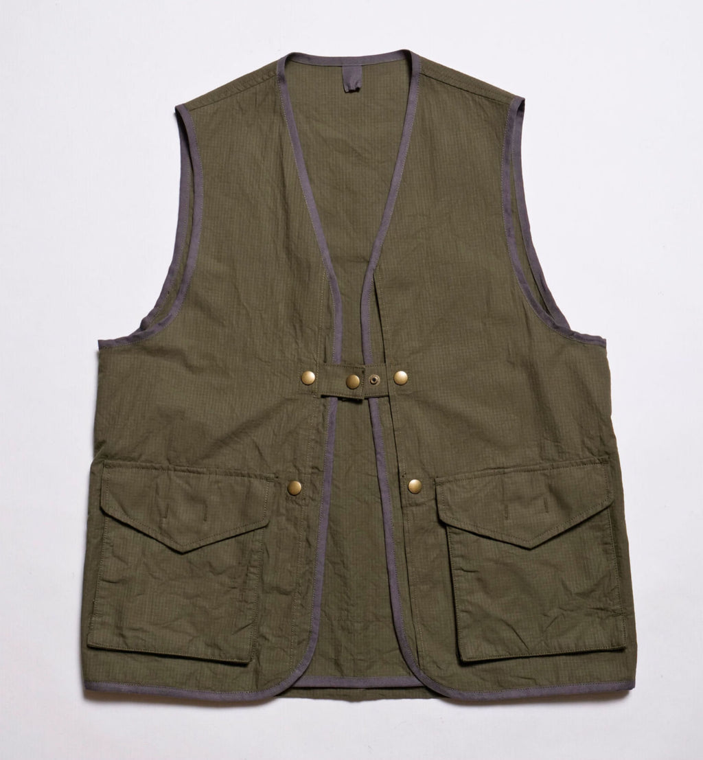 "Bernard III" Cotton Ripstop Vest in Olive Green - Tempo