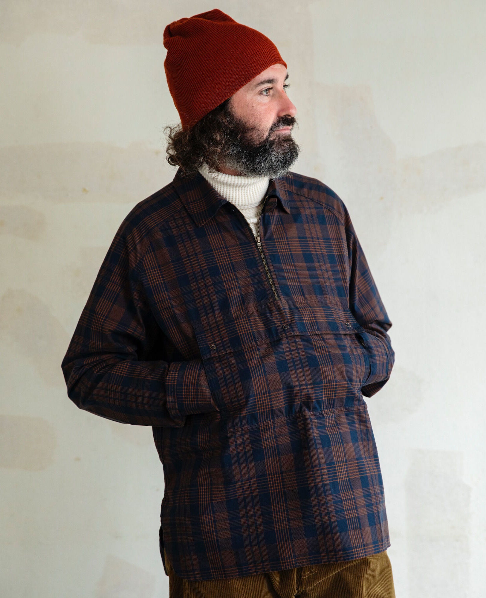 "Jackson" High Density Cotton Anorak Shirt in Navy x Brown - Tempo