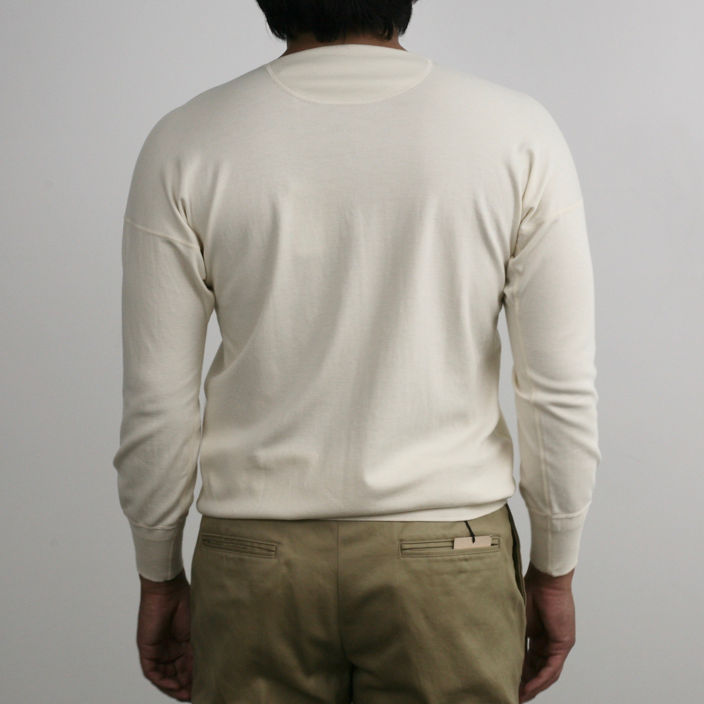 US004 Crew Neck Long Sleeve in Ivory - Tempo