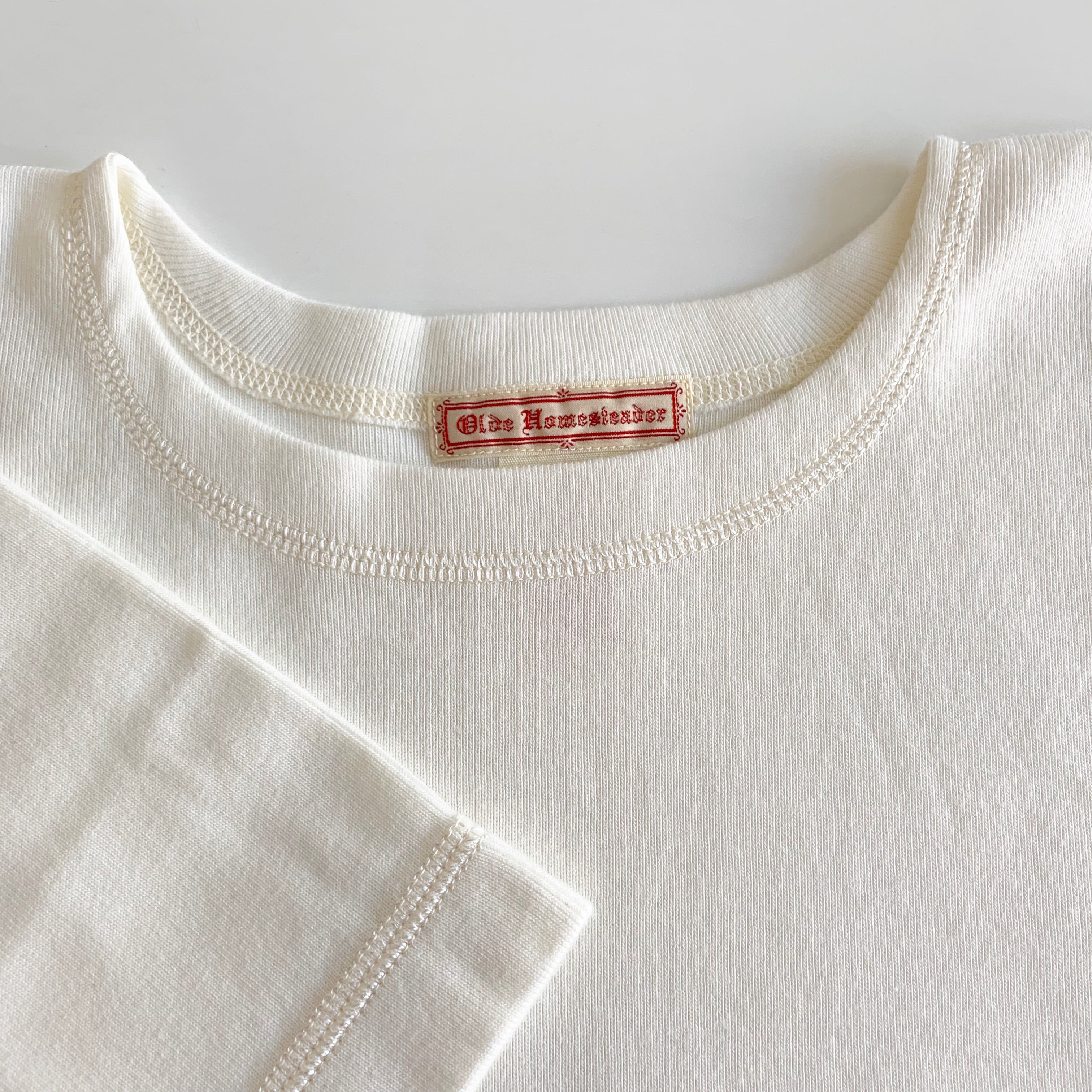 US007 Crew Neck Short Sleeve in Off White - Tempo