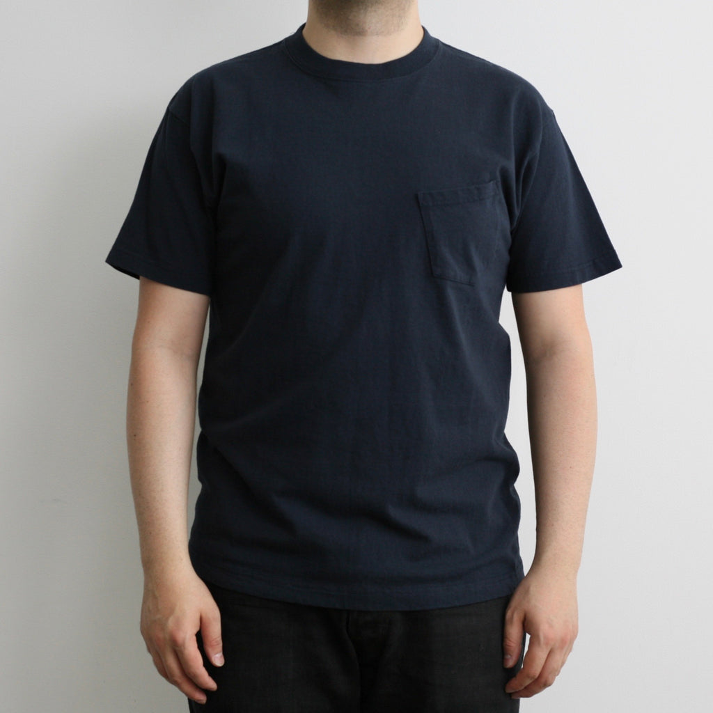 Slanted Pocket Logo Tee in Navy x White - Tempo