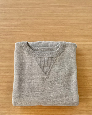 Double-V Set-In Sleeve Tsuriami Loopwheel Mother Cotton Sweat Shirt in Heather Gray - Tempo