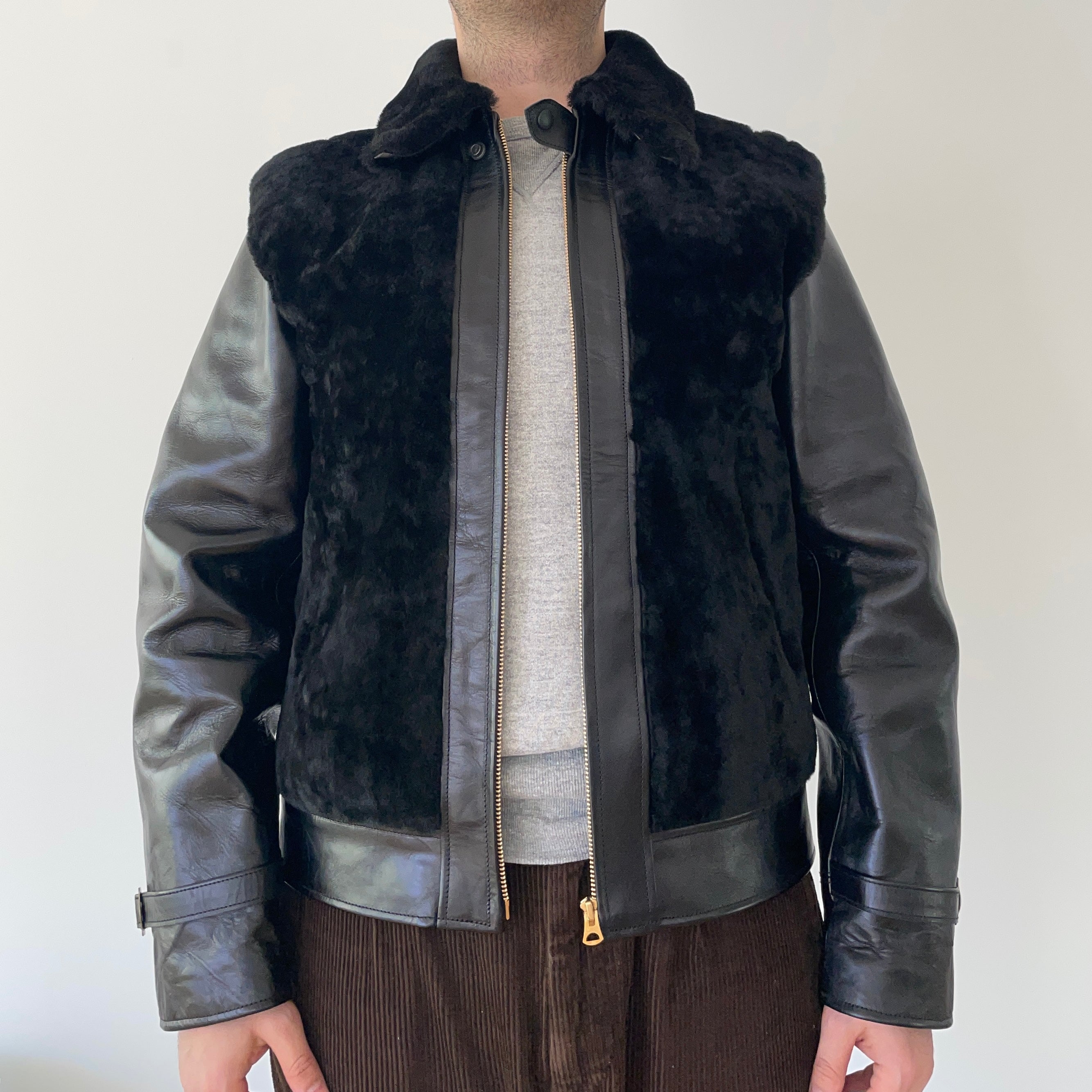 GRIZZLY Shinki Hikaku Veg Tanned Teacore Horsehide & UK Mouton - Black FN-MJ-002 - Tempo