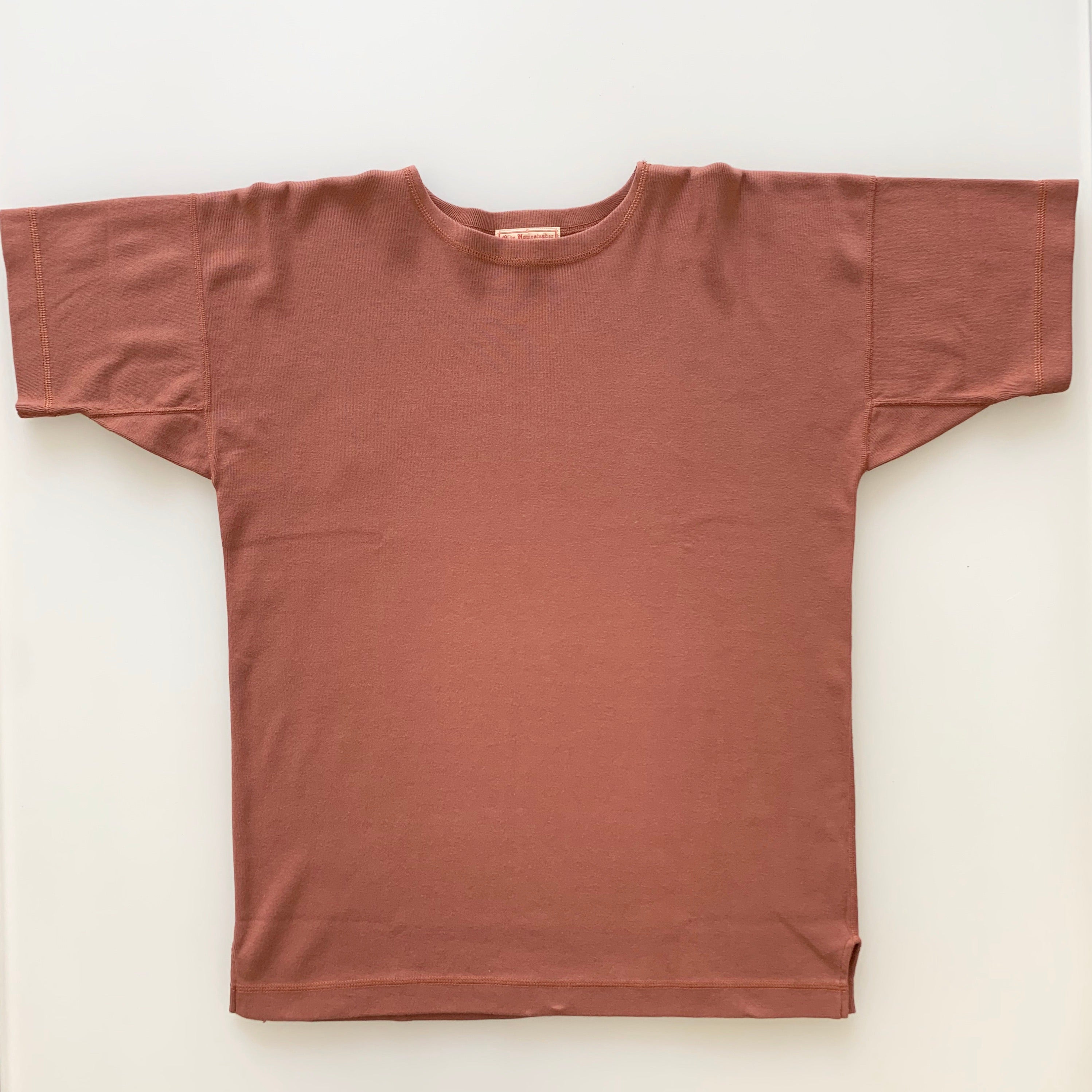 US007 Crew Neck Short Sleeve in Rosewood - Tempo