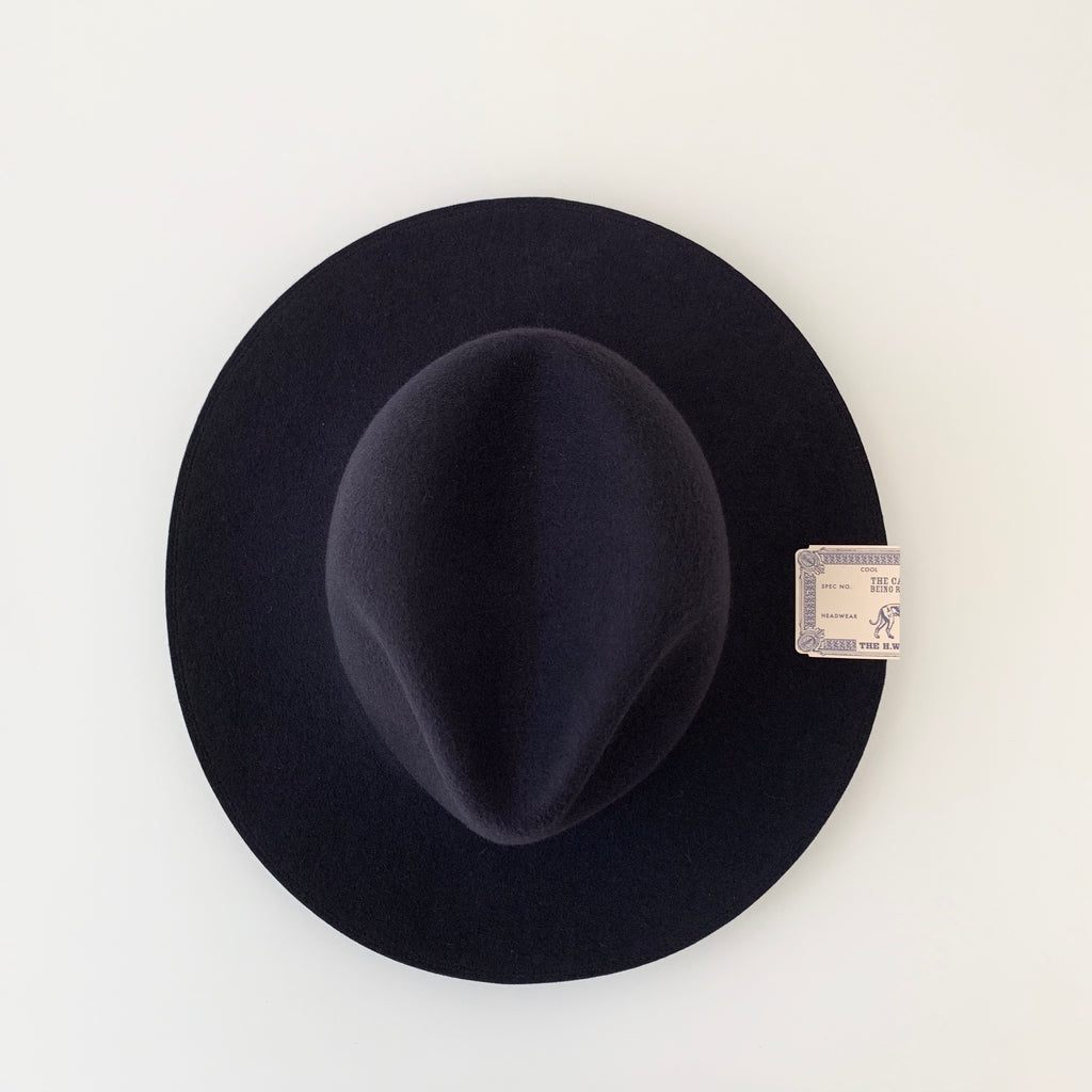 Travelers Hat in Navy Merino Wool Felt - Tempo