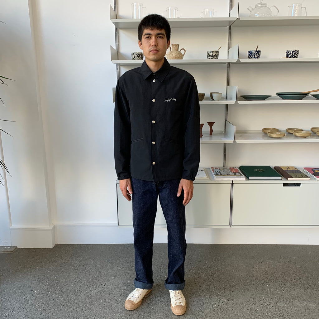 Classic Logo Warm Up Jacket in Black - Tempo