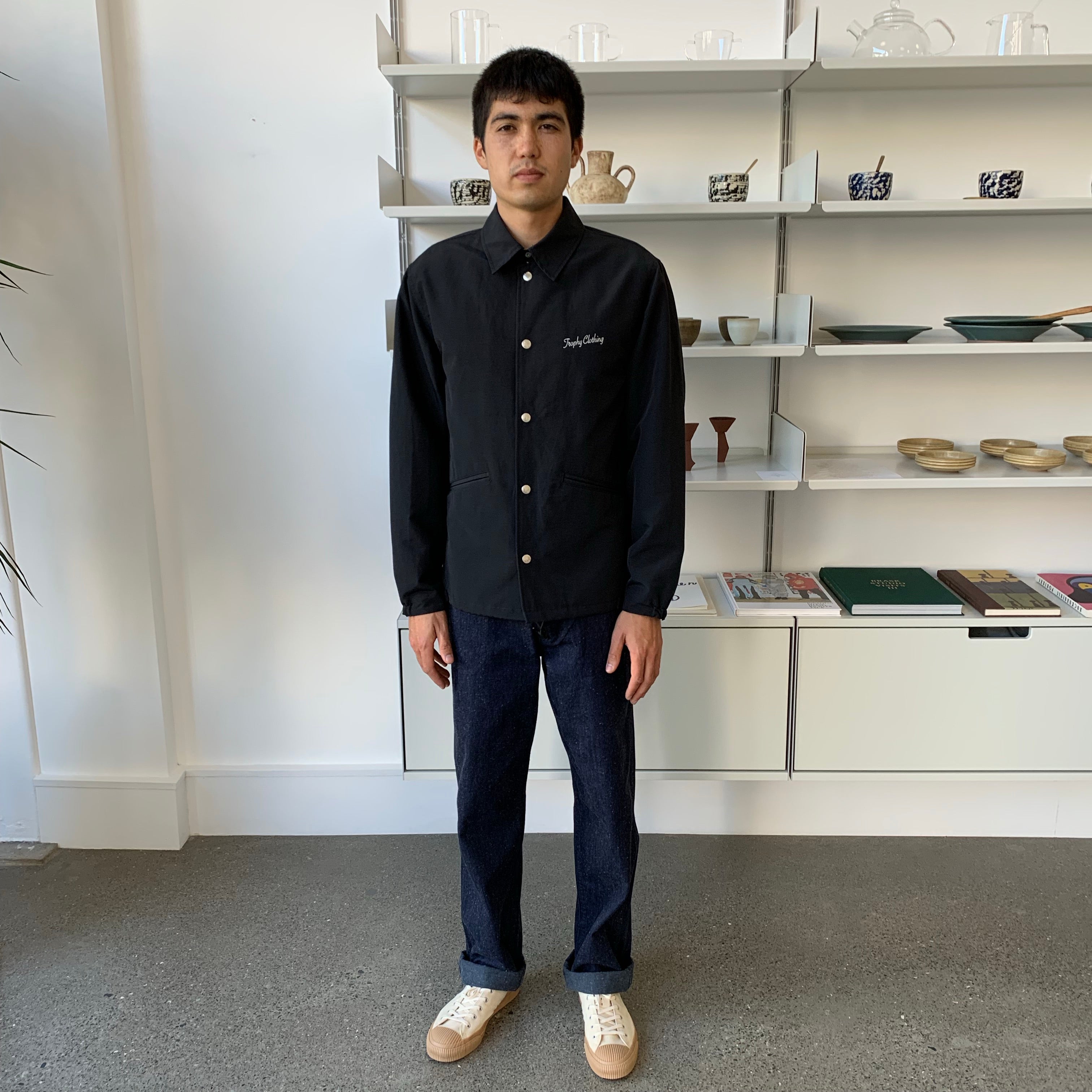 Classic Logo Warm Up Jacket in Black - Tempo